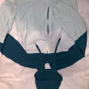 Color block windbreaker